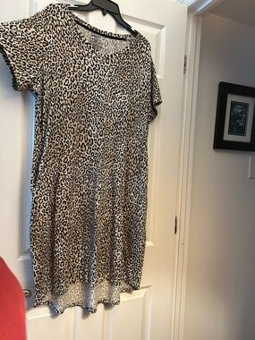 Leopard Print Short Sleeve V-Neck Dress - Beige/Black. Extremely soft